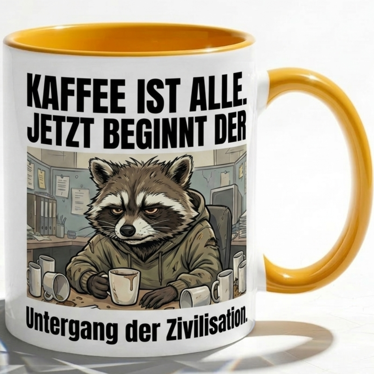 Waschbär Tasse Spruch Kaffee ist alle Jetzt beginnt der Untergang der Zivilisation – Witzige Kaffeetasse Büro Arbeit Job Humor – Geschenk Kollegen – Keramik Becher  330ml