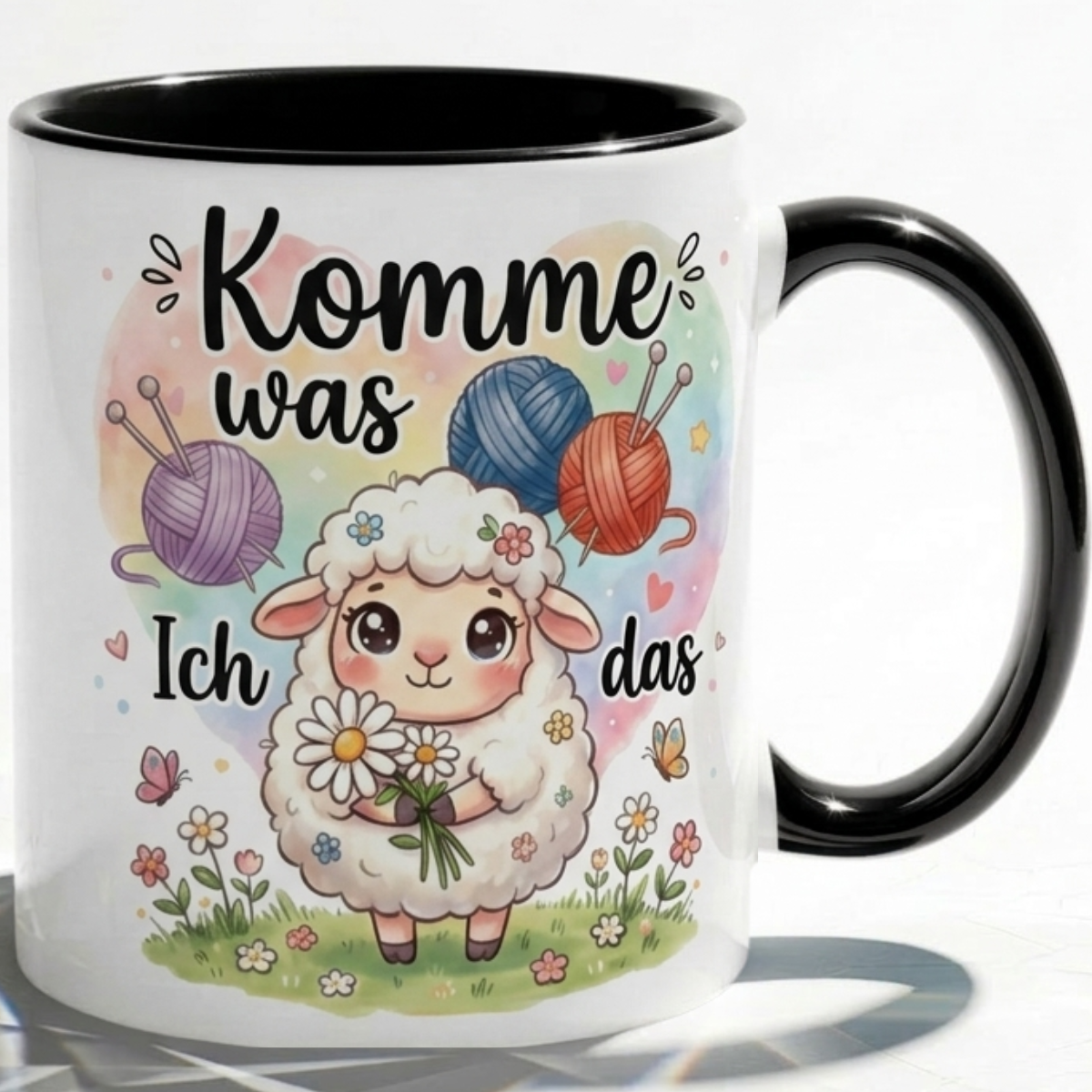 Lustige Schaf Tasse Spruch Komme was wolle Ich schaf das – Witzige Kaffeetasse Stricken Häkeln Wolle Handarbeit Motiv – Geschenk Freundin Geburtstag Mutmacher – Keramik Becher 330ml