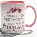 Tasse Führerschein Bestanden Spruch Jetzt fährt die Prinzessin selber – Geschenk zur bestandenen Führerscheinprüfung Frauen Tochter Freundin – Kaffeetasse Keramik Becher Weiß Rosa 330ml