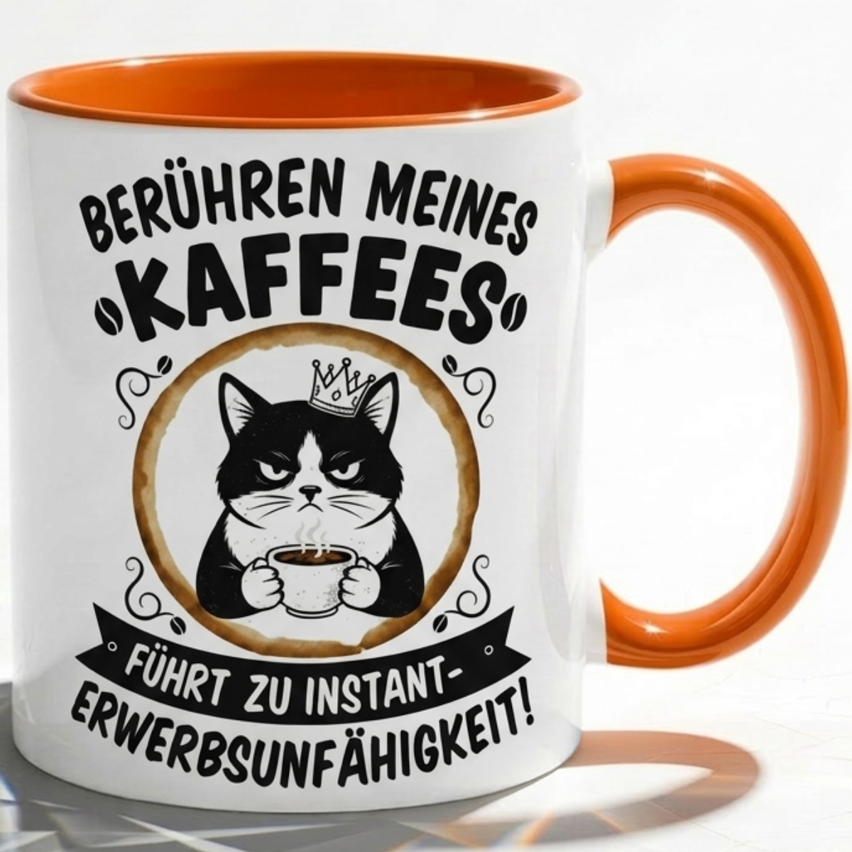 Lustige Katze Tasse Spruch Berühren meines Kaffees führt zu instant Erwerbsunfähigkeit – Witzige Kaffeetasse Büro Arbeit Job Humor – Geschenk Kollegen – Keramik Becher 330ml