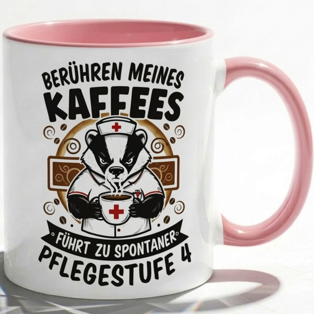 Dachs Krankenschwester Büro Kaffeetasse Pflegestufe 4 als Geschenk Kollegen mit Humor