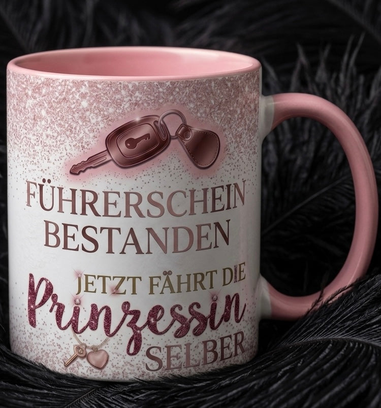 Tasse Führerschein Bestanden Spruch Jetzt fährt die Prinzessin selber – Geschenk zur bestandenen Führerscheinprüfung Frauen Tochter Freundin – Kaffeetasse Keramik Becher Weiß Rosa 330ml
