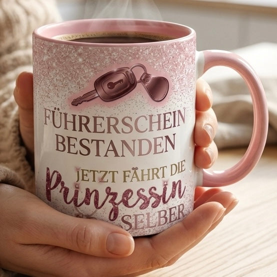 Tasse Führerschein Bestanden Spruch Jetzt fährt die Prinzessin selber – Geschenk zur bestandenen Führerscheinprüfung Frauen Tochter Freundin – Kaffeetasse Keramik Becher Weiß Rosa 330ml