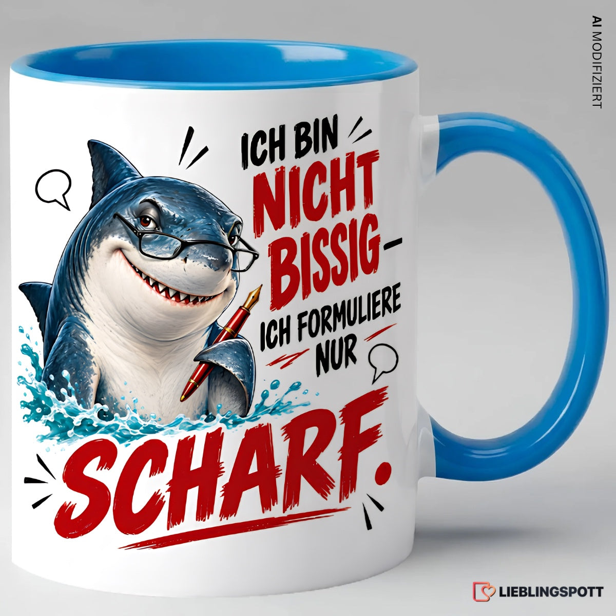 Blaue Keramiktasse mit Hai Motiv und Spruch Ich bin nicht bissig ich formuliere nur scharf