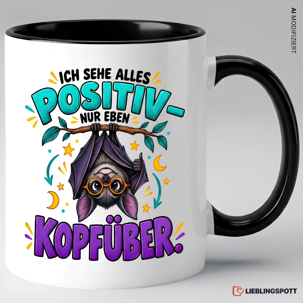Fledermaus Spruchtasse Ich sehe alles positiv nur eben kopfüber – Schwarz