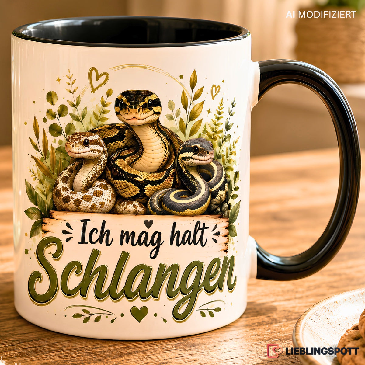 Schlangen Tasse 330 ml als Lifestyle-Aufnahme